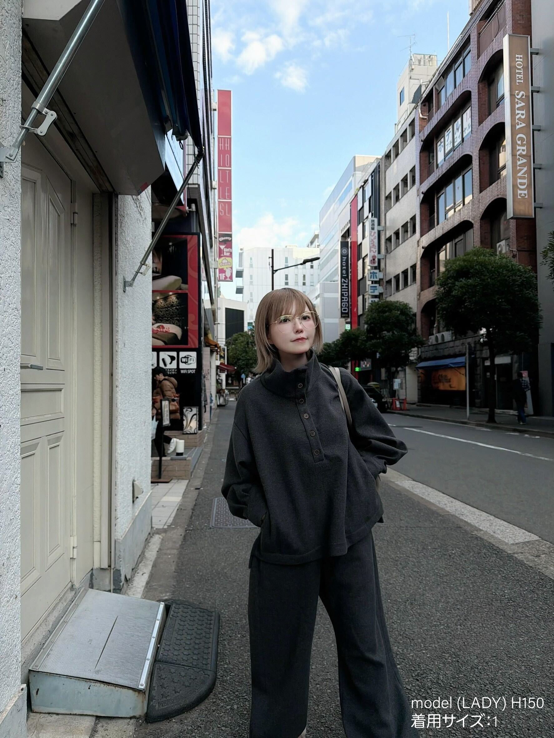 Wilow High-Neck Pulover